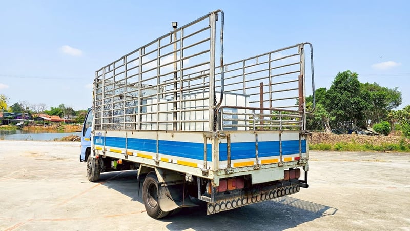 รถ6ล้อคอก ISUZU NPR 120 แรงม้า 