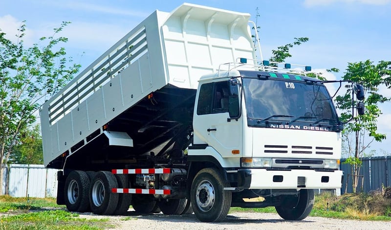 10 ล้อดัมพ์ NISSAN UD  275แรงม้า   