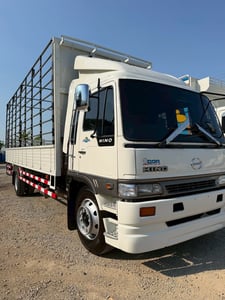 6ล้อ HINO สมอเงิน กระบะคอกเป๊บน้ำ 