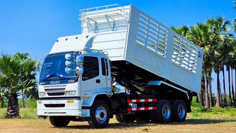 10ล้อ ดั้มพ์ISUZU FXZ 270 แรงม้า  ปี2005