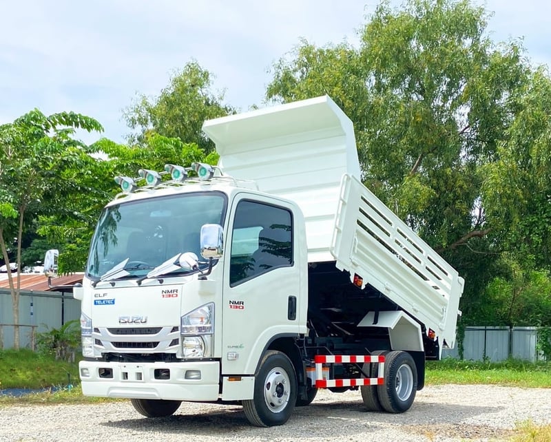ISUZU NMR 130แรงม้า รถบรรทุก 6ล้อ ดั้มพ์ ปี2020