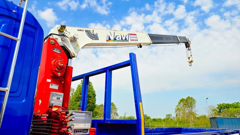 HINO FG 212แรงม้า รถบรรทุก 6ล้อ กระบะเหล็กติดเครน