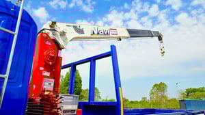 HINO FG 212แรงม้า รถบรรทุก 6ล้อ กระบะเหล็กติดเครน