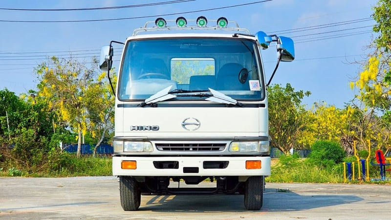 HINO FC 140แรงม้า รถบรรทุก 6ล้อ ท้ายลาด ปี1997 HINO FC 140แรงม้า รถบรรทุก 6ล้อ ท้ายลาด ปี1997