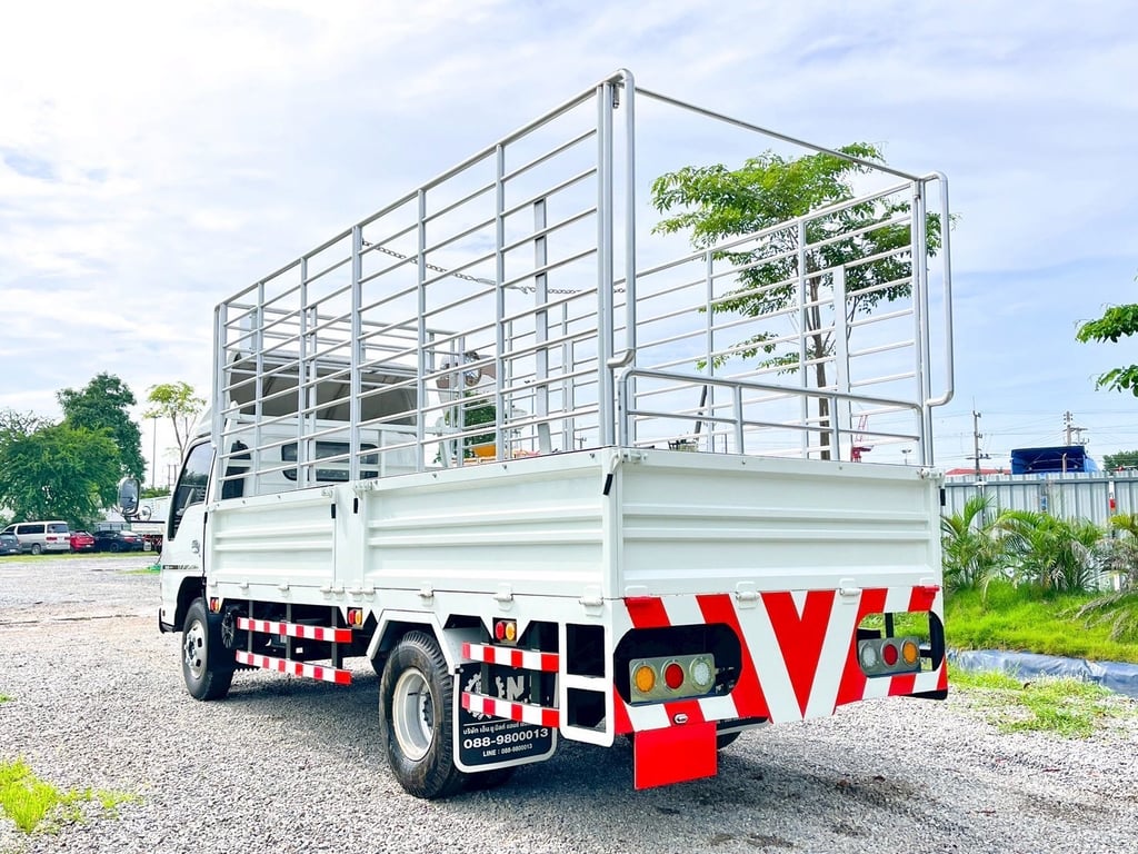 ISUZU NPR 130แรงม้า รถบรรทุก 6ล้อ กระบะคอกสูง ปี2550