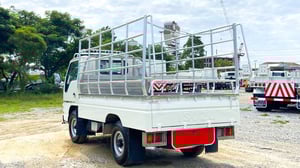 ISUZU NKR รถบรรทุก 4ล้อ กระบะเหล็ก ปี31