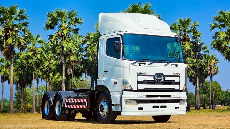 HINO DF 414แรงม้า รถบรรทุก 12ล้อ หัวลาก เฉพาะหัว ปี2011