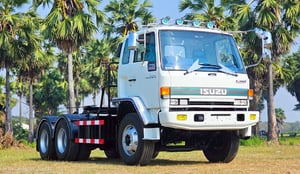 ISUZU FXZ 240แรงม้า รถบรรทุก 10ล้อ หัวลาก เฉพาะหัว ปี1996