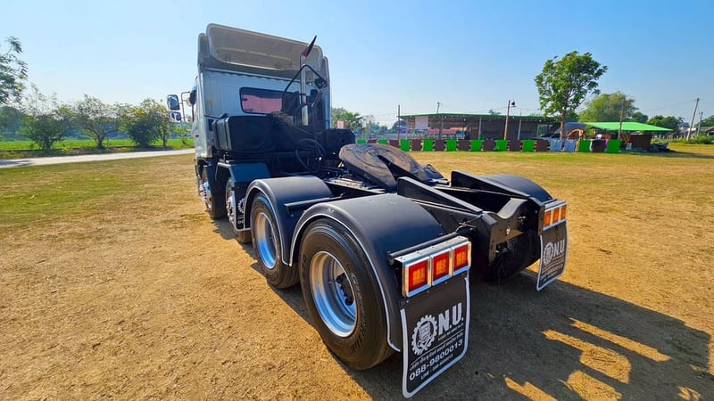 HINO FM 260แรงม้า รถบรรทุก 10ล้อ หัวลาก เฉพาะหัว ปี2013