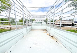 6 ล้อ NPR 130 แรง