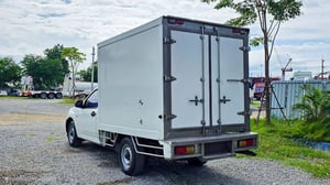 รถยนต์กระบะตู้ทำความเย็น ISUZU 2.5 ดีเซล 