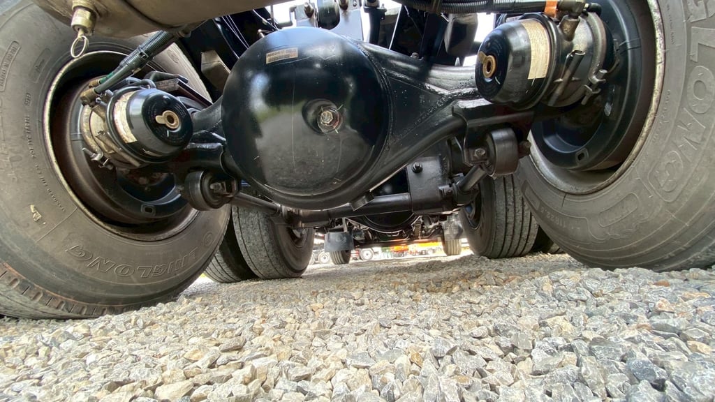 หัวลาก ISUZU GXZ 360 แรงม้า ปี 2558 ท่อทอง  หัวลาก ISUZU GXZ 360 แรงม้า ปี 2558 ท่อทอง