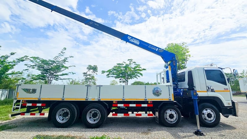 12 ล้อติดเครน ISUZU FVM 300 ปี 55