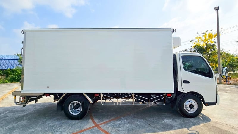 6ล้อ ตู้เย็น HINO XZU 150แรงม้า   ปี2019