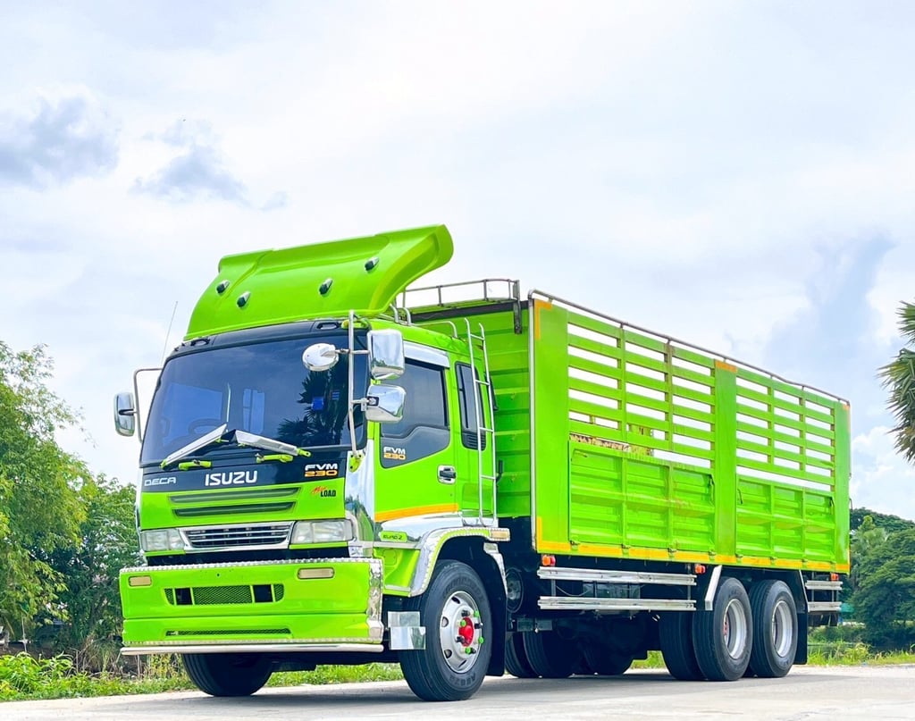 10 ล้อคอก ISUZU FVM 230 แรงม้า ปี 2550 แม็กโหลด