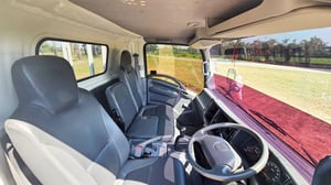 ISUZU NPR รถบรรทุก 6ล้อ กระบะเหล็ก ปี2556 เลขไมล์ 50,000 กม.