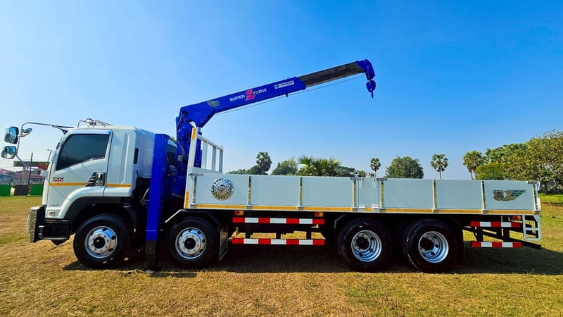 ISUZU FVM 300แรงม้า รถบรรทุก 12ล้อ กระบะเหล็กติดเครน ปี2012 ISUZU FVM 300แรงม้า รถบรรทุก 12ล้อ กระบะเหล็กติดเครน ปี2012