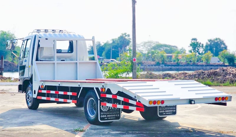 6 ล้อท้ายลาด HINO FC 140แรงม้า 6 ล้อท้ายลาด HINO FC 140แรงม้า
