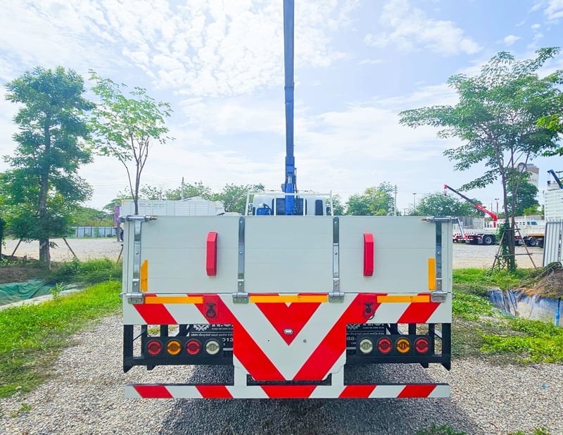 12 ล้อติดเครน ISUZU FVM 300 ปี 55