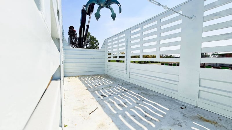 NISSAN UD สิบล้อ มือขยุ้ม NISSAN UD สิบล้อ มือขยุ้ม