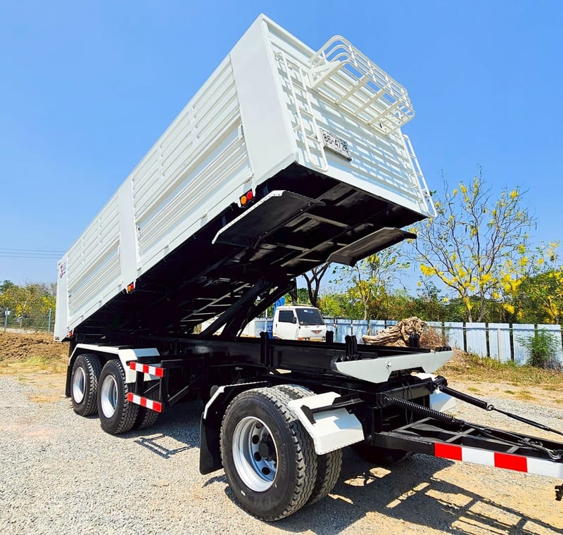 10ล้อดัมพ์คอกเกษตร ISUZU FXZ 270 แรงม้า 10ล้อดัมพ์คอกเกษตร ISUZU FXZ 270 แรงม้า