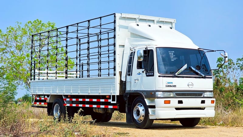 "6ล้อ Hino สมอเงิน ยาว.7.20 กระบะคอกเป๊บน้ำ 