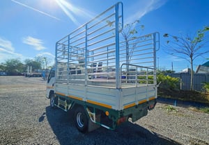 6ล้อ กระบะคอกสูง ISUZU 94 แรงม้า ปี2016 6ล้อ กระบะคอกสูง ISUZU 94 แรงม้า ปี2016