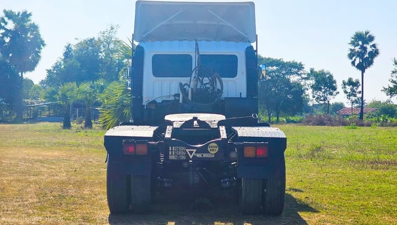 HINO SS 310แรงม้า รถบรรทุก 10ล้อ หัวลาก เฉพาะหัว ปี2020 HINO SS 310แรงม้า รถบรรทุก 10ล้อ หัวลาก เฉพาะหัว ปี2020