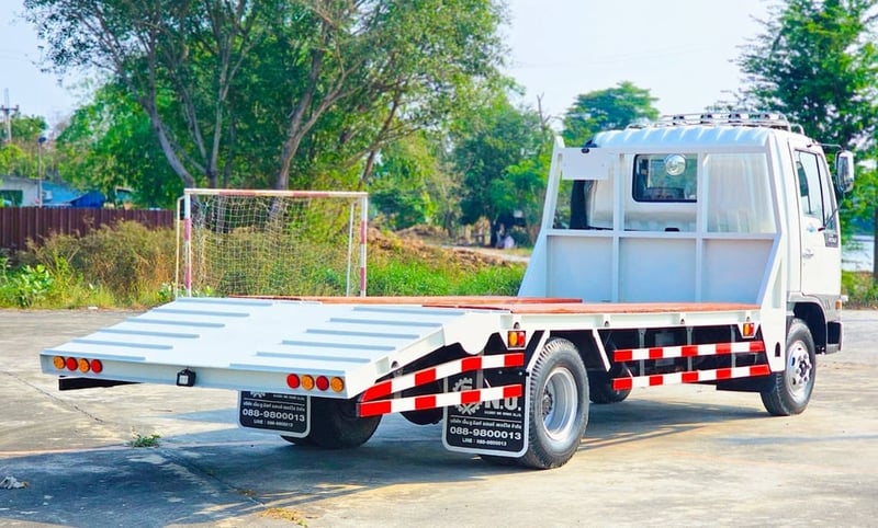 HINO FC 140แรงม้า รถบรรทุก 6ล้อ ท้ายลาด ปี1997 HINO FC 140แรงม้า รถบรรทุก 6ล้อ ท้ายลาด ปี1997