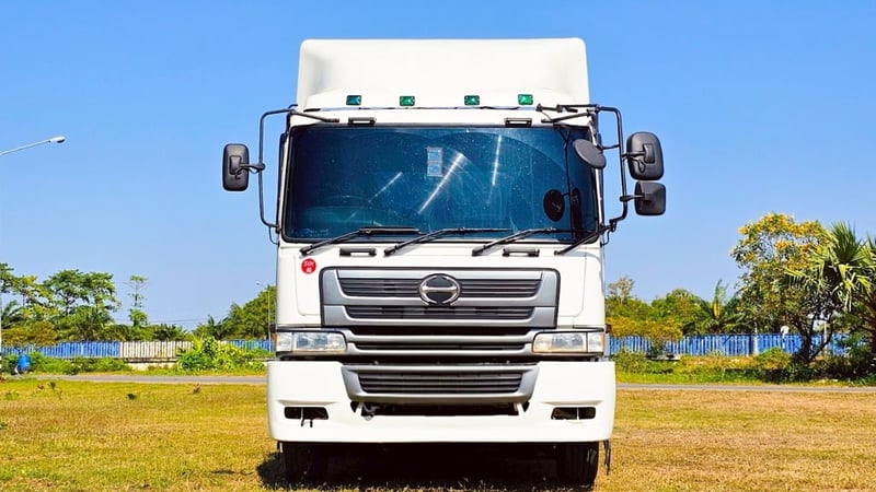 HINO SS 310แรงม้า รถบรรทุก 10ล้อ หัวลาก เฉพาะหัว ปี2020 HINO SS 310แรงม้า รถบรรทุก 10ล้อ หัวลาก เฉพาะหัว ปี2020