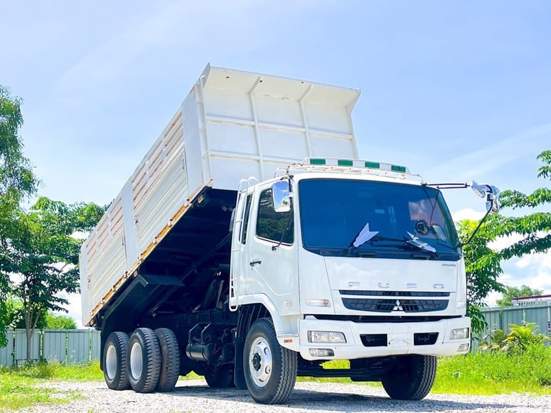 10 ล้อดัมพ์ MITSUBISHI FUSO M6 240 แรงม้า ปี 2556