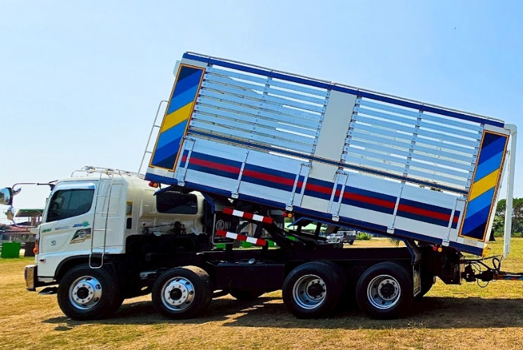12ล้อดัมพ์ HINO MEGA EURO2 คอกเกษตร 