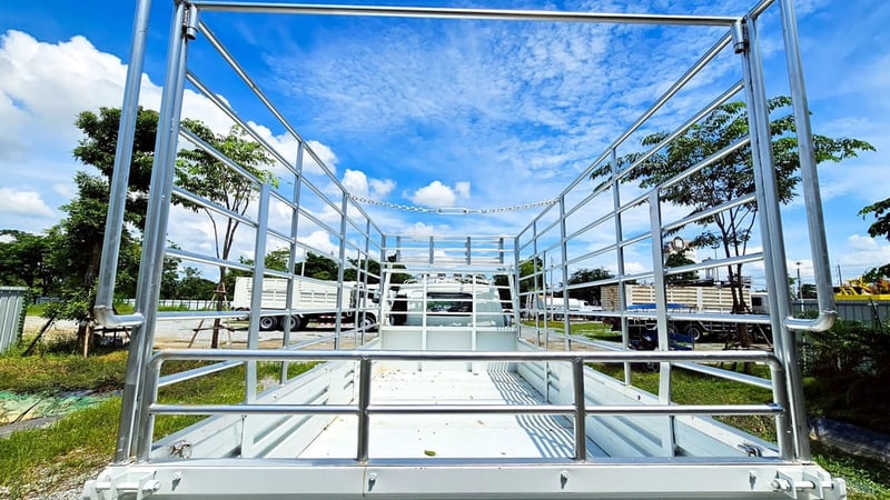 6ล้อคอก ISUZU NKR 120 แรงม้า