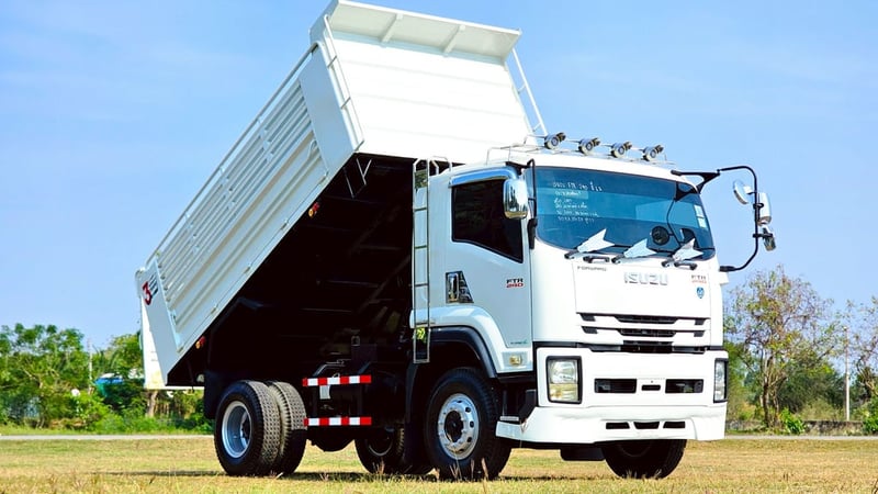 6 ล้อดัมพ์ ISUZU FTR 240 แรงม้า ปี 2563 มือเดียวป้ายแดง