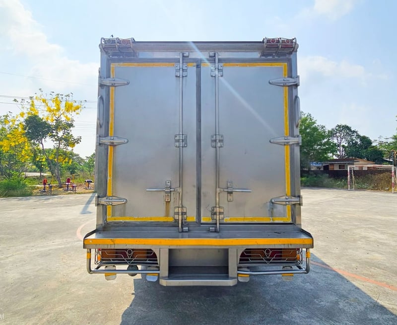HINO XZU 150แรงม้า รถบรรทุก 6ล้อ ตู้เย็น ปี2019 HINO XZU 150แรงม้า รถบรรทุก 6ล้อ ตู้เย็น ปี2019