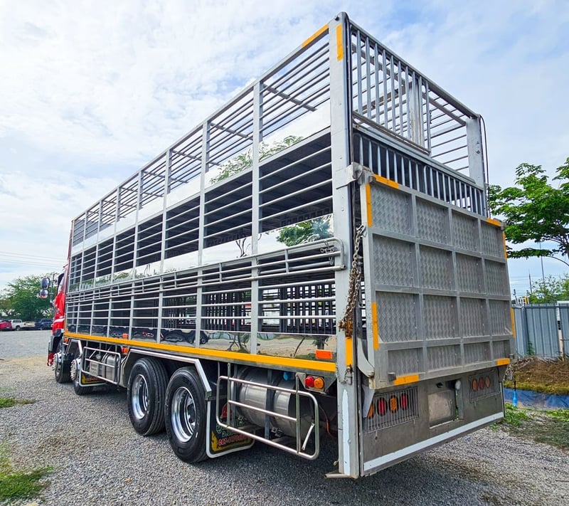 12ล้อคอกหมู HINO  S700 ปี65