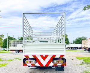 6ล้อคอก ISUZU NPR 130 แรงม้า ปี 2555 6ล้อคอก ISUZU NPR 130 แรงม้า ปี 2555