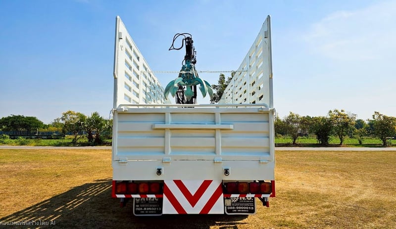 NISSAN UD สิบล้อ มือขยุ้ม NISSAN UD สิบล้อ มือขยุ้ม