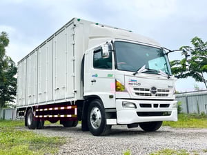 6 ล้อตู้ 10 บาน HINO FG8J 212 แรงม้า จดทะเบียนปี 2558 6 ล้อตู้ 10 บาน HINO FG8J 212 แรงม้า จดทะเบียนปี 2558