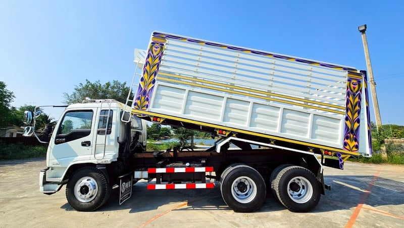 ISUZU ไม่ระบุ 170แรงม้า รถบรรทุก 10ล้อ ดั้มพ์ ปี1988