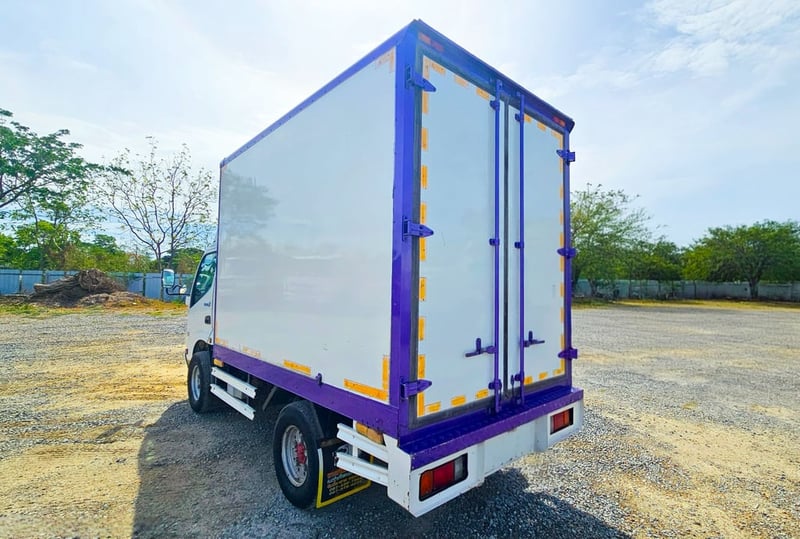 HINO 2019 136แรงม้า รถบรรทุก 4ล้อ ตู้แห้ง ปี2019 HINO 2019 136แรงม้า รถบรรทุก 4ล้อ ตู้แห้ง ปี2019