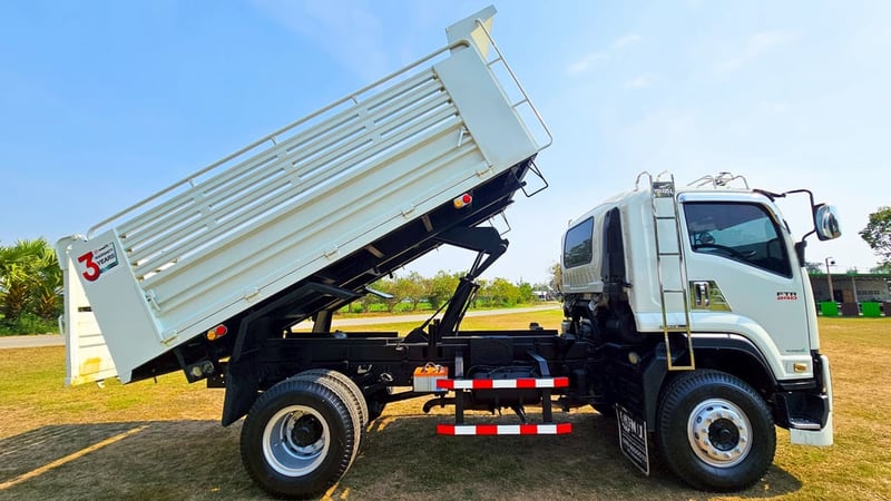 6 ล้อดัมพ์ ISUZU FTR 240 แรงม้า ปี 2563 มือเดียวป้ายแดง