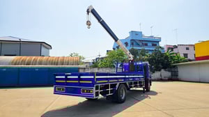 HINO FG 212แรงม้า รถบรรทุก 6ล้อ กระบะเหล็กติดเครน ปี2010 รุ่นใหม่ 3.6 ตัน