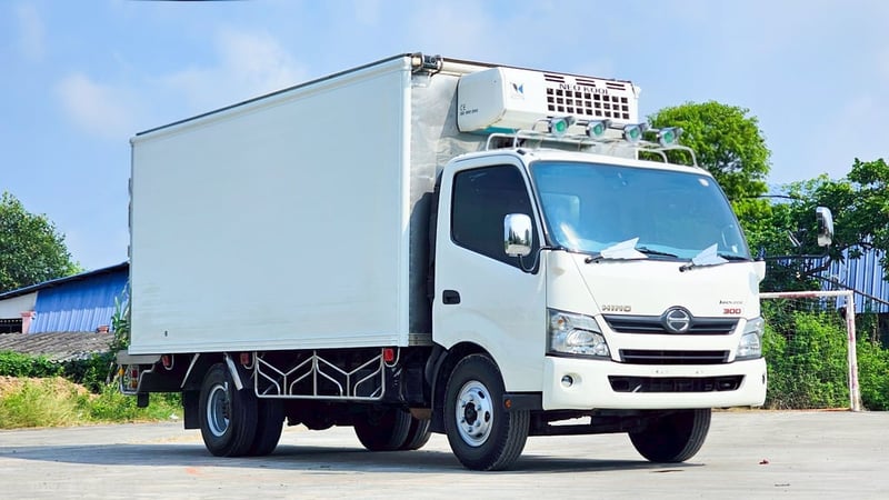 HINO XZU 150แรงม้า รถบรรทุก 6ล้อ ตู้เย็น ปี2019 HINO XZU 150แรงม้า รถบรรทุก 6ล้อ ตู้เย็น ปี2019