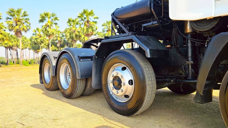 HINO FM 260แรงม้า รถบรรทุก 10ล้อ หัวลาก เฉพาะหัว ปี2013