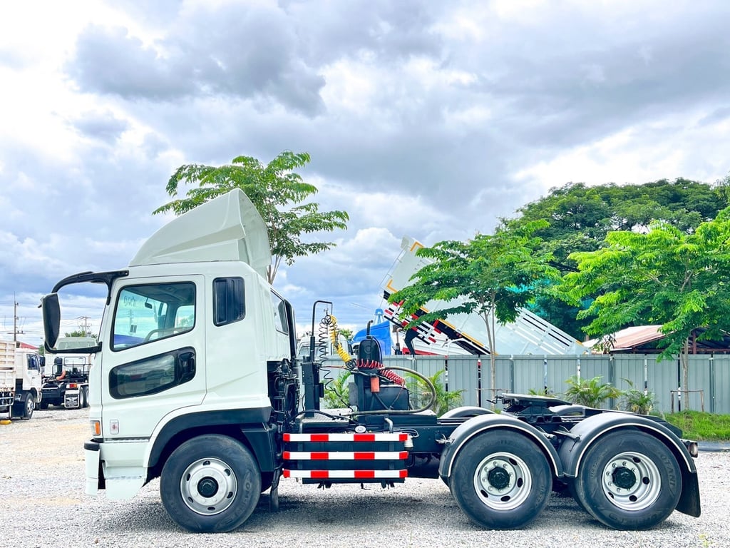 หัวลาก FUSO 380 แรงม้า ปี 2553