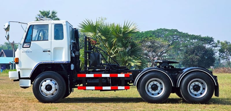 ISUZU FXZ 240แรงม้า รถบรรทุก 10ล้อ หัวลาก เฉพาะหัว ปี1996