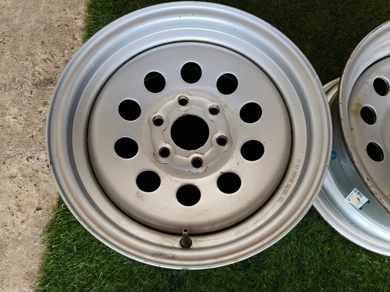 กะทะบรรทุกเพลาเดิมนาวาร่า ขอบ15 กว้าง7 , 6 รู 114