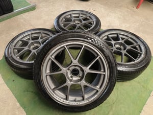 TC005  งานไทย ขอบ18 กว้าง8.5 ET32 , 5 รู 114 พร้อมยาง 235-45 ปี22