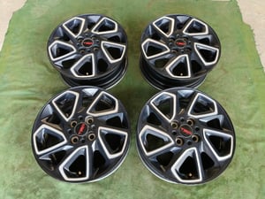 ล้อ Toyota Yaris TRD แท้ ขอบ15 , 4 รู 100
